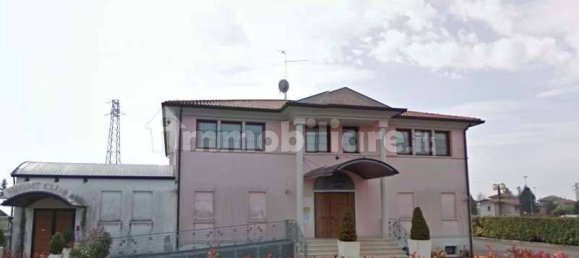 Здание с 1 комнатой в Порденоне, Италия № 295866 3