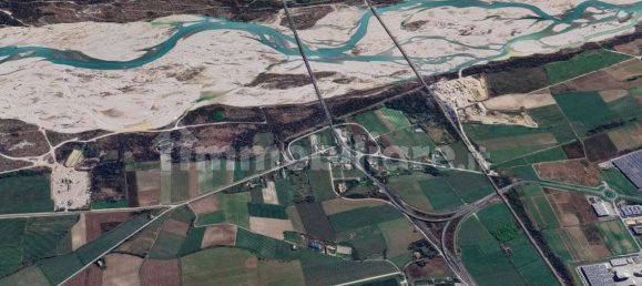 Здание с 1 комнатой в Порденоне, Италия № 295866 14