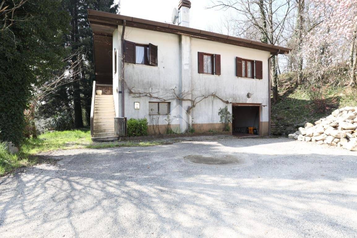 3 غرف نوم منزل في Udine, Italy رقم 53862