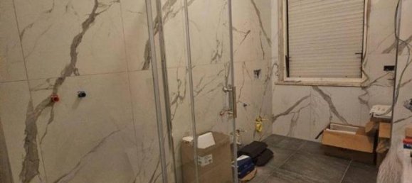 5-salle Appartement à San Benedetto del Tronto, Italy No. 104020 11