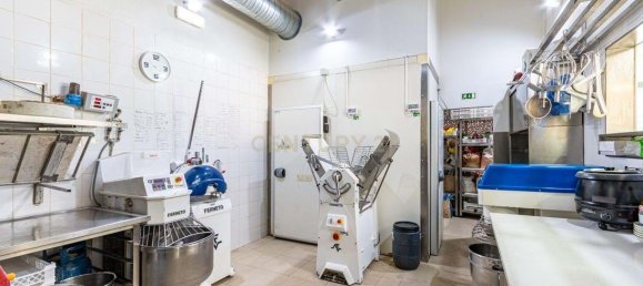 Gewerbliche Immobilie in Loures, Portugal 100m², Nr. 268985 14