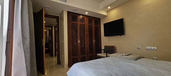 3 bedrooms Apartment in Estepona, Spain No. 135077 13