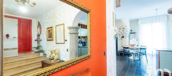4 bedrooms Villa in Veduggio con Colzano, Italy No. 194778 6