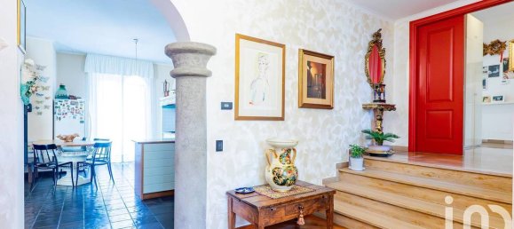 4 bedrooms Villa in Veduggio con Colzano, Italy No. 194778 21