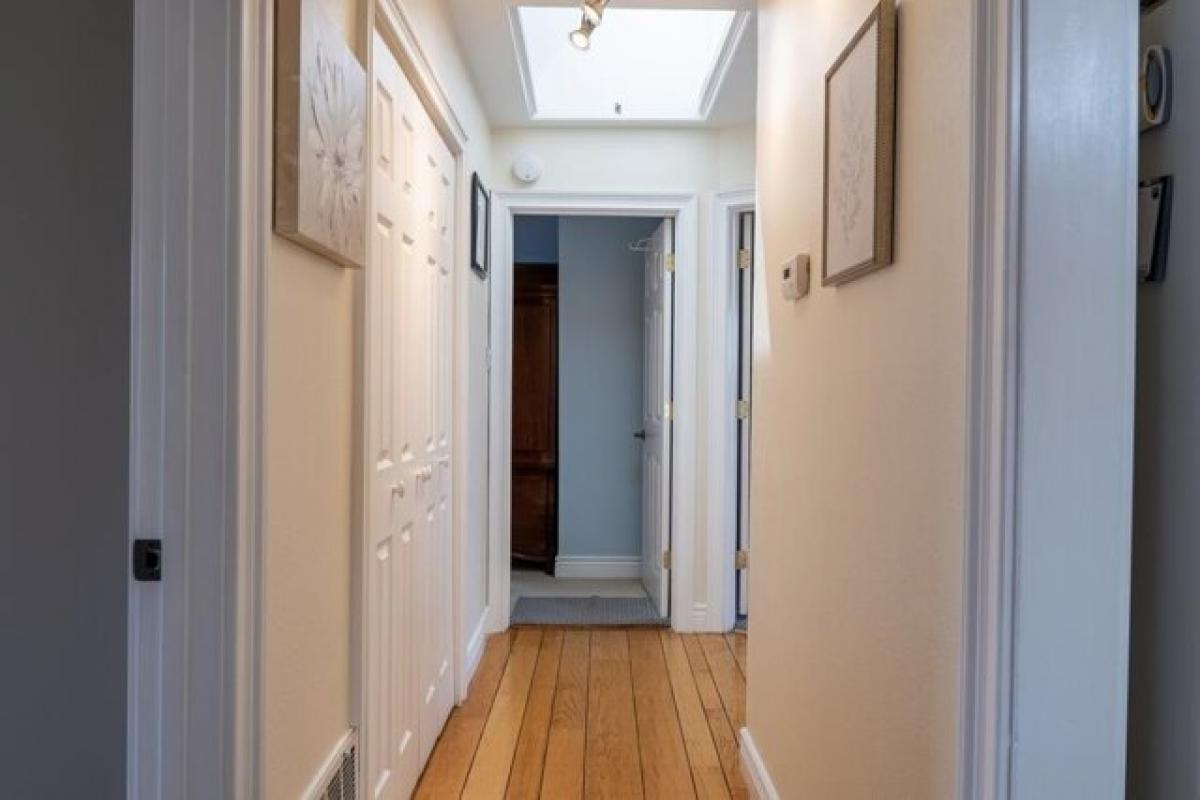 3 bedrooms House in Concord, USA No. 225539