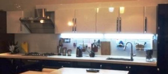 Apartamento de 3 dormitorios en Khatay, Azerbaijan No. 194 6