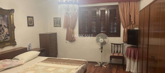 2 غرف نوم طابقين في Birkirkara, Malta رقم 8225 11