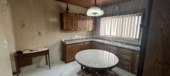 2 غرف نوم طابقين في Birkirkara, Malta رقم 8225 6