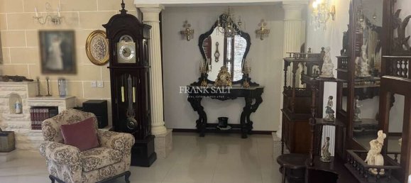 2 غرف نوم طابقين في Birkirkara, Malta رقم 8225 3