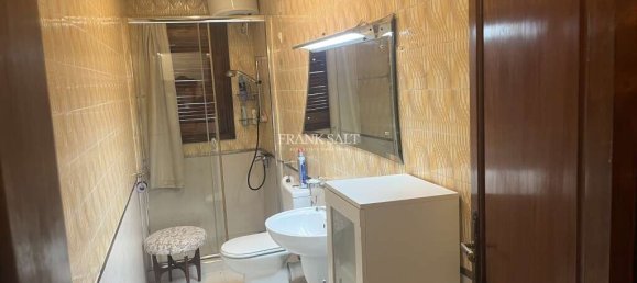 2 غرف نوم طابقين في Birkirkara, Malta رقم 8225 13