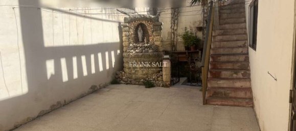 2 غرف نوم طابقين في Birkirkara, Malta رقم 8225 17