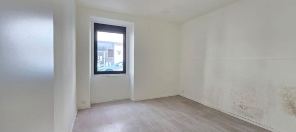 Oficina en Catania, Italy 84 m² No. 381345 5