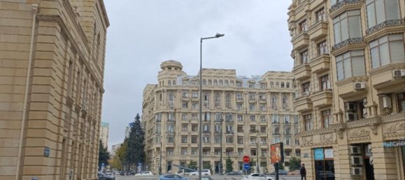 Квартира с 2 спальнями в Баку, Азербайджан № 1567 4