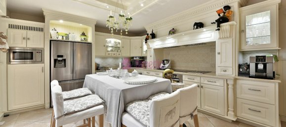 6 Schlafzimmer Villa in Sainte-Marie-aux-Chenes, France, Nr. 252942 14