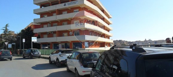 5-Zimmer Büro in Caltanissetta, Italy, Nr. 49108 43