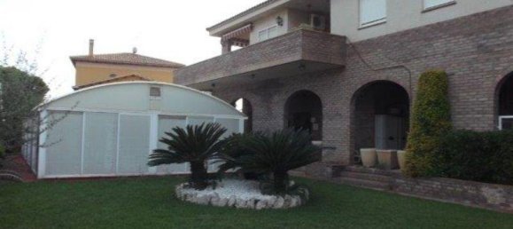 4 bedrooms House in Coma-Ruga, Spain No. 348 9