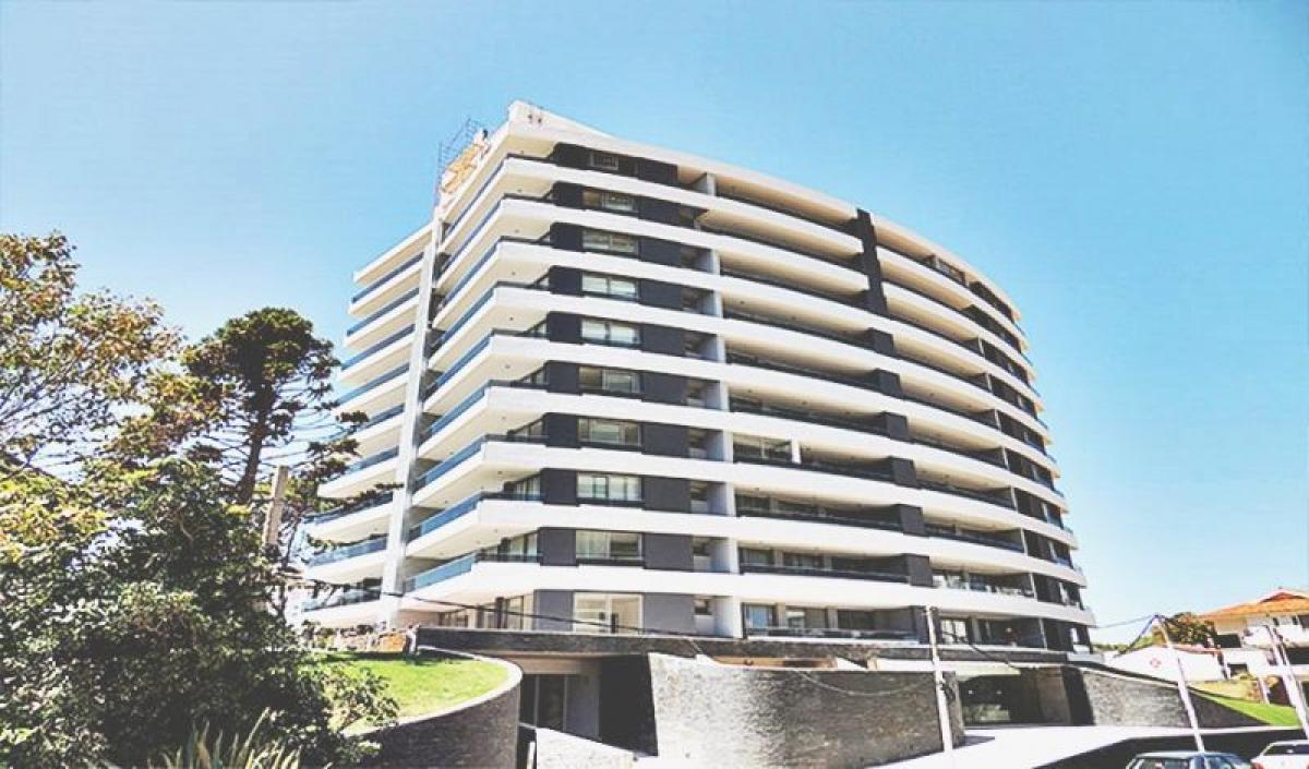 2 bedrooms Apartment in Maldonado, Uruguay No. 12450