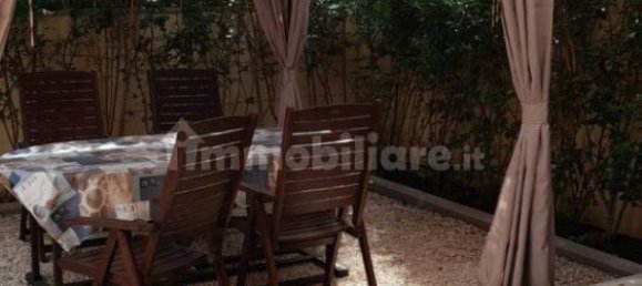 5 bedrooms Villa in Pomezia, Italy No. 193145 4