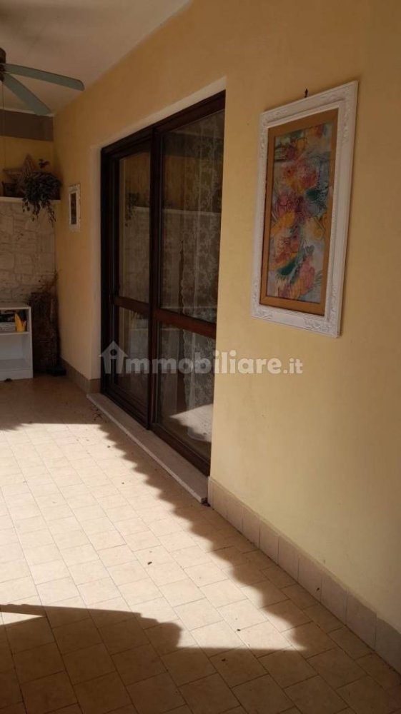 5 bedrooms Villa in Pomezia, Italy No. 193145