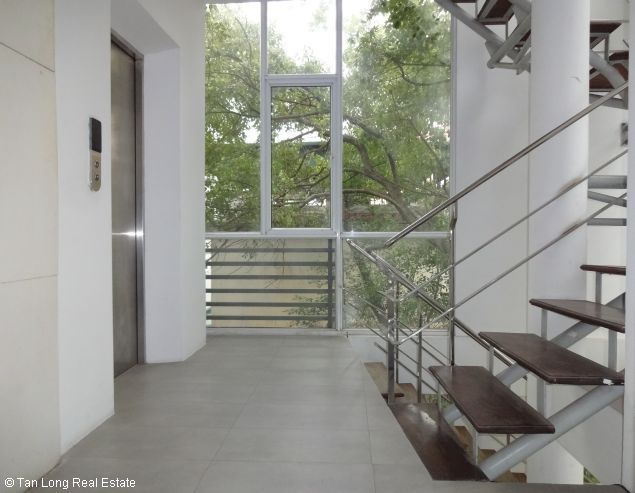 Studio in Tay Ho, Vietnam No. 4590