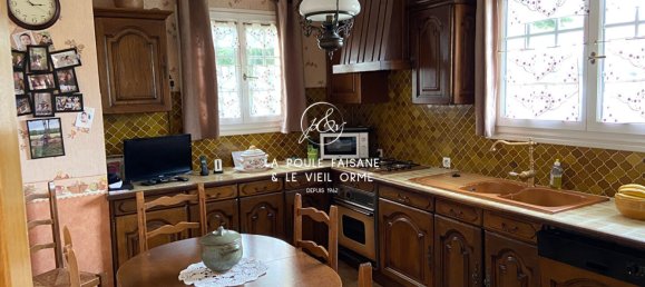 Casa de 5 dormitorios en Charge, France No. 86133 8