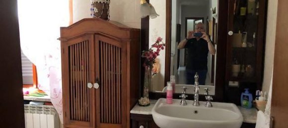 8 rooms House in Quattordio, Italy No. 31930 11