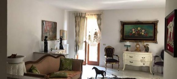 8 rooms House in Quattordio, Italy No. 31930 9