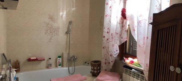 8 rooms House in Quattordio, Italy No. 31930 10