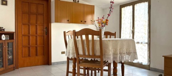 9 rooms House in Marcellinara, Italy No. 281126 27