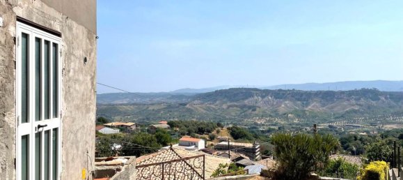 9 rooms House in Marcellinara, Italy No. 281126 45