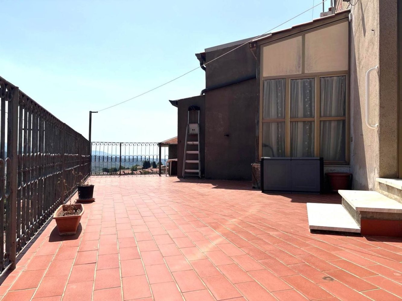 9 rooms House in Marcellinara, Italy No. 281126
