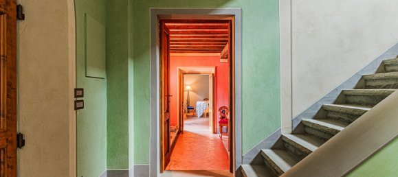 5 bedrooms Villa in Borgo San Lorenzo, Italy No. 264801 4