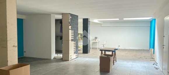 4-Zimmer Gewerbliche Immobilie in Nave, Italy, Nr. 72415 5