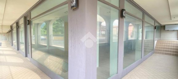 4-Zimmer Gewerbliche Immobilie in Nave, Italy, Nr. 72415 2