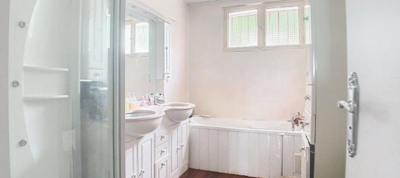 6 bedrooms Villa in Saint-Pierre-du-Perray, France No. 186887 6