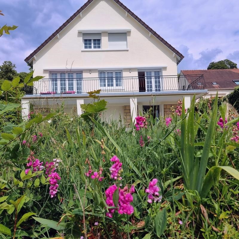 6 bedrooms Villa in Saint-Pierre-du-Perray, France No. 186887