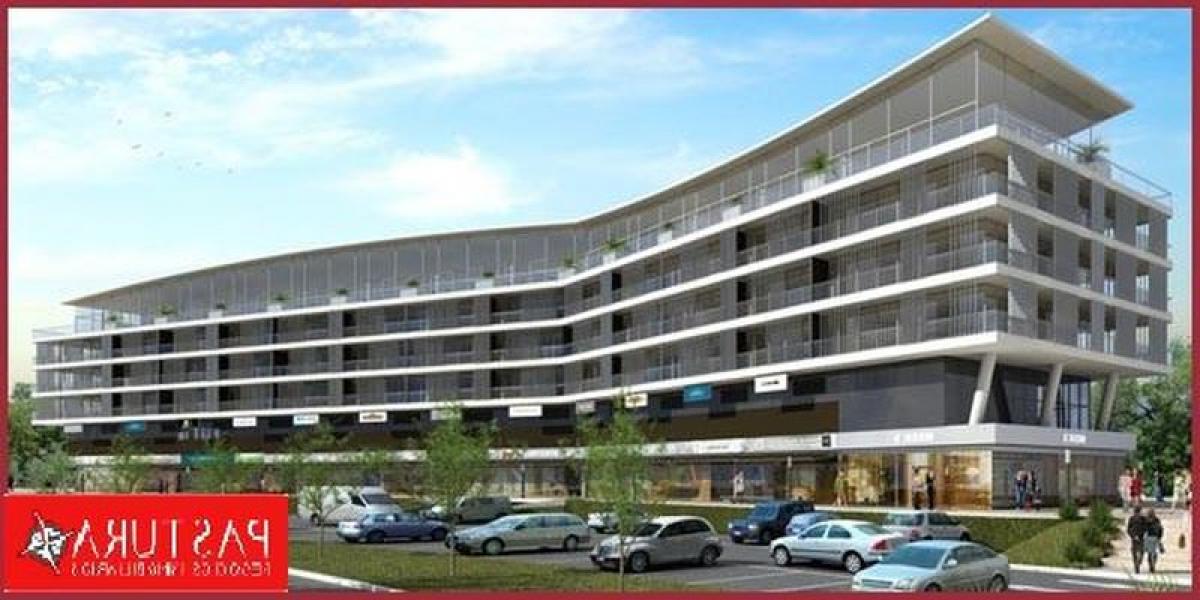 84m² Office in Tigre, Argentina No. 26555