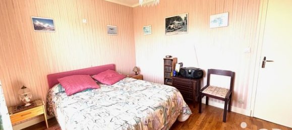 4 bedrooms House in Chateauroux, France No. 303144 8