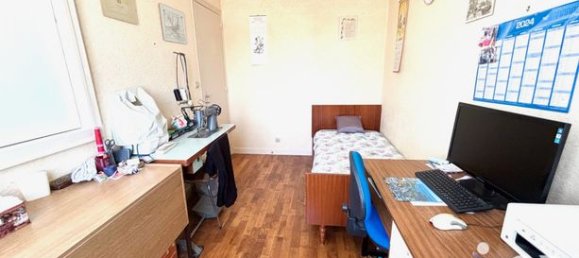 4 bedrooms House in Chateauroux, France No. 303144 10