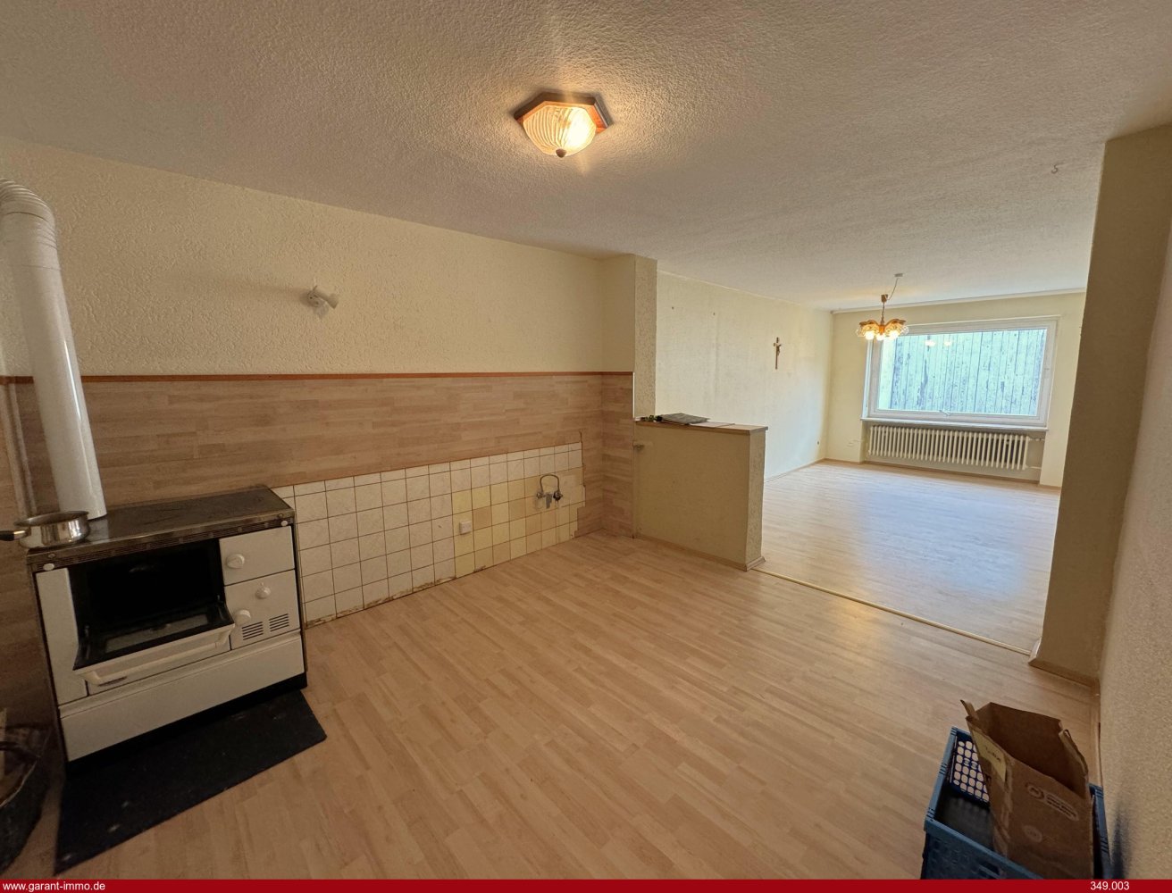 9-salle Maison de ville à Tirschenreuth, Germany No. 3165