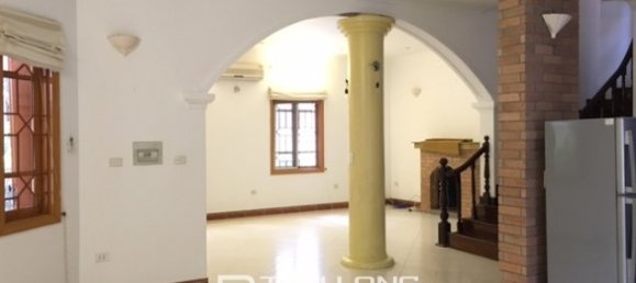 4 غرف نوم فيلا في Tay Ho, Vietnam رقم 2704 6