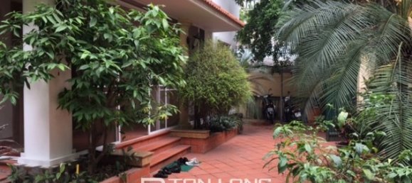 4 غرف نوم فيلا في Tay Ho, Vietnam رقم 2704 25