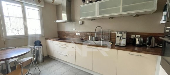 4 غرف نوم منزل في Chatou, France رقم 129202 6