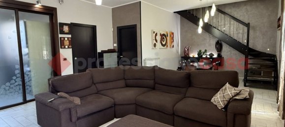 4-salle Duplex à Taranto, Italy No. 365824 2