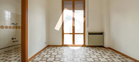 3غرفة شقة في Monte Roberto, Italy رقم 196964 3