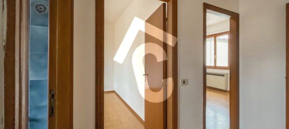 3غرفة شقة في Monte Roberto, Italy رقم 196964 8