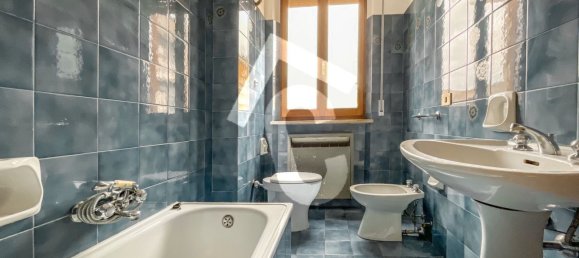 3غرفة شقة في Monte Roberto, Italy رقم 196964 10