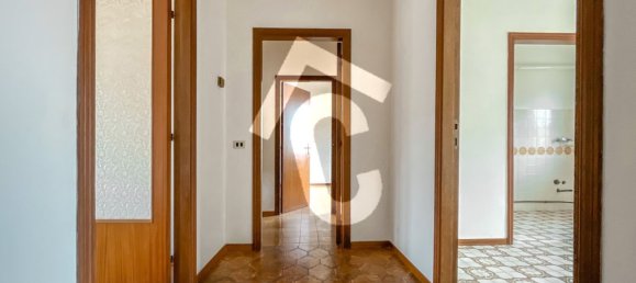 3غرفة شقة في Monte Roberto, Italy رقم 196964 6