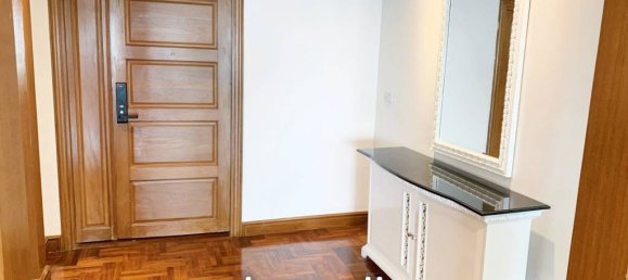 3 bedrooms Condo in Bangkok, Thailand No. 13971 4
