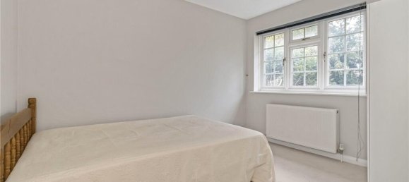 4 bedrooms House in Cockfosters, United Kingdom No. 6614 21